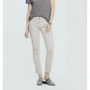 Mother Jeans The Rascal Ankle Snippet Jeans in Blush